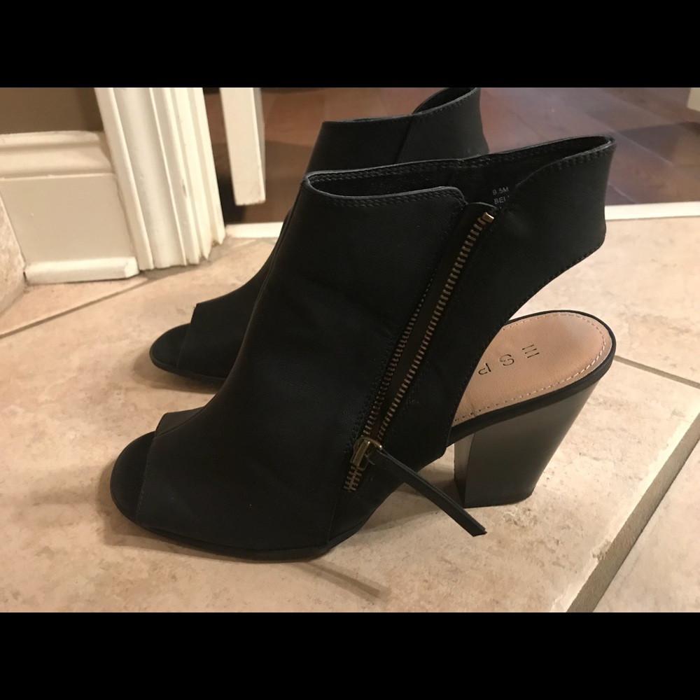 Black zip up shoes